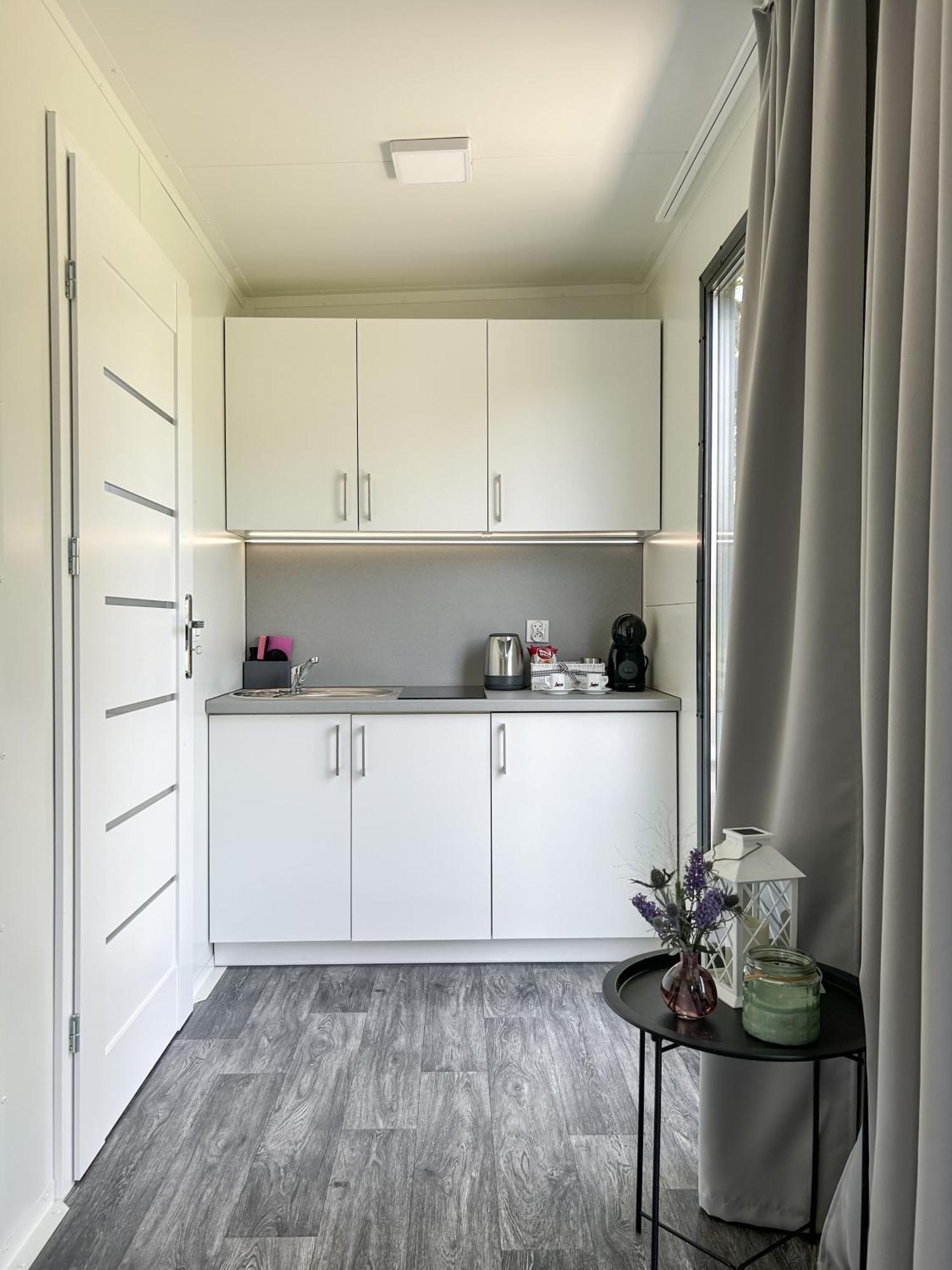 Tiny House Mezi Sklepy Apartment Kobylí Exterior photo