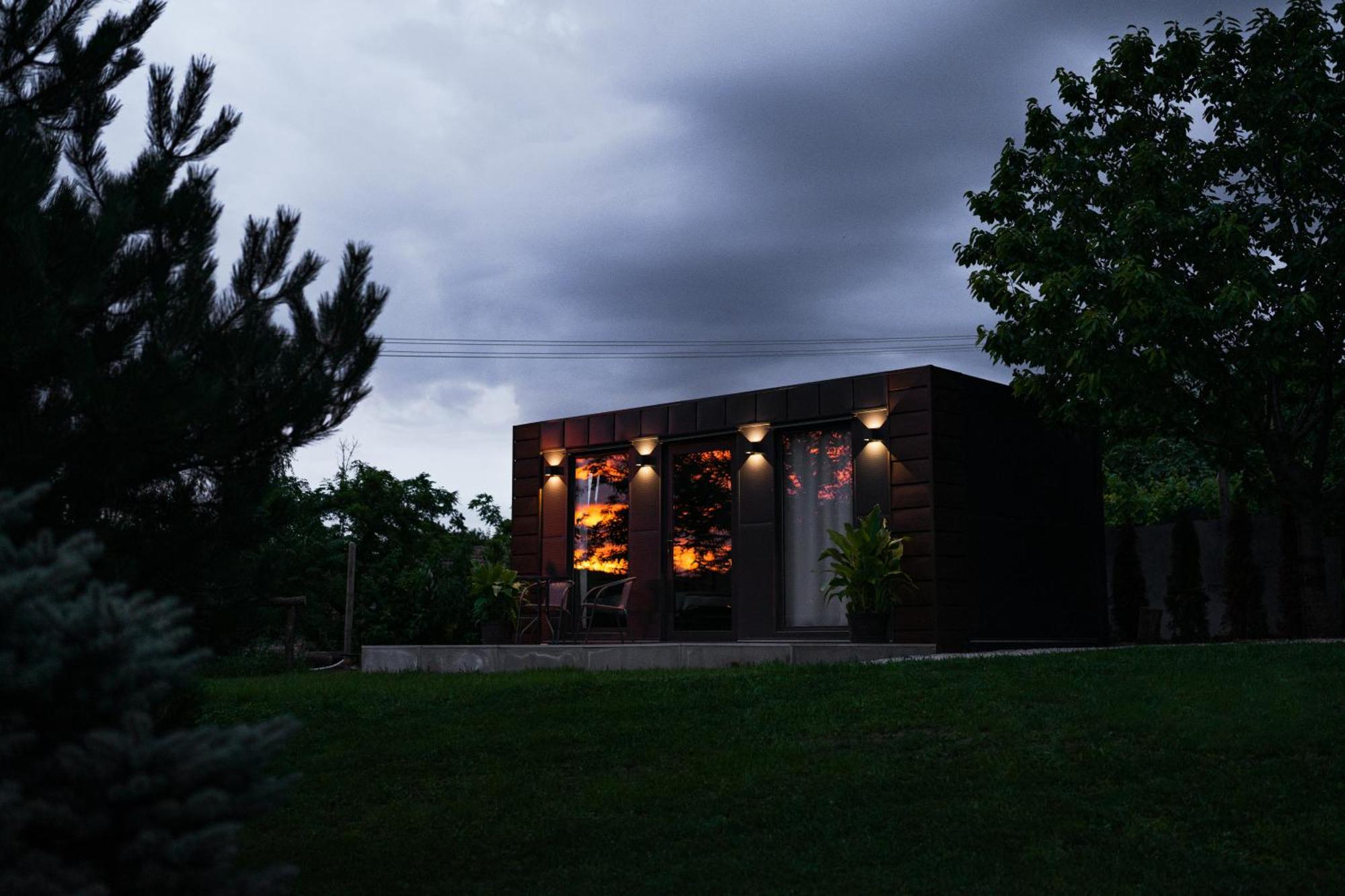 Tiny House Mezi Sklepy Apartment Kobylí Exterior photo